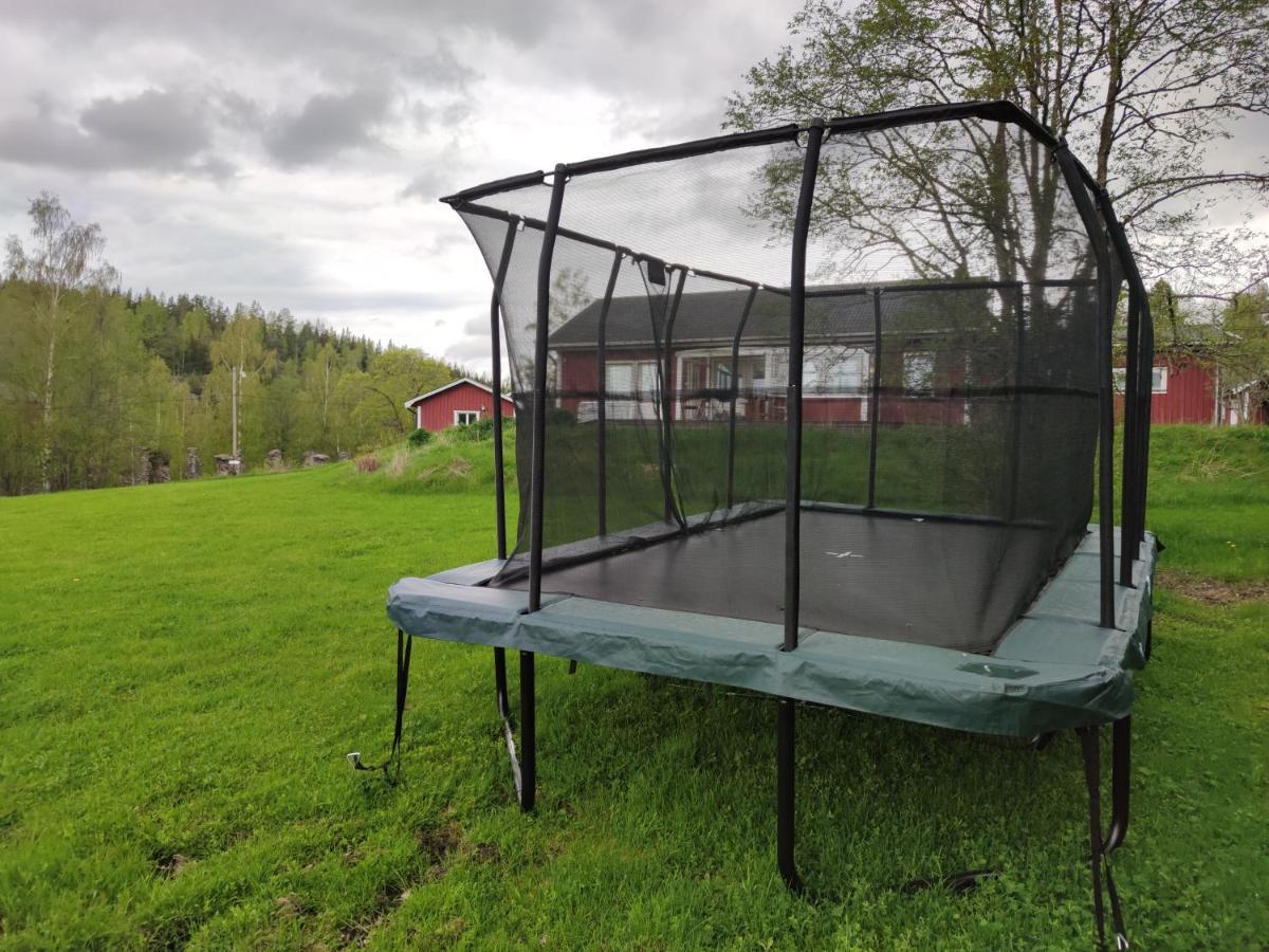 Romme stugby Hotel Borlänge Eksteriør billede