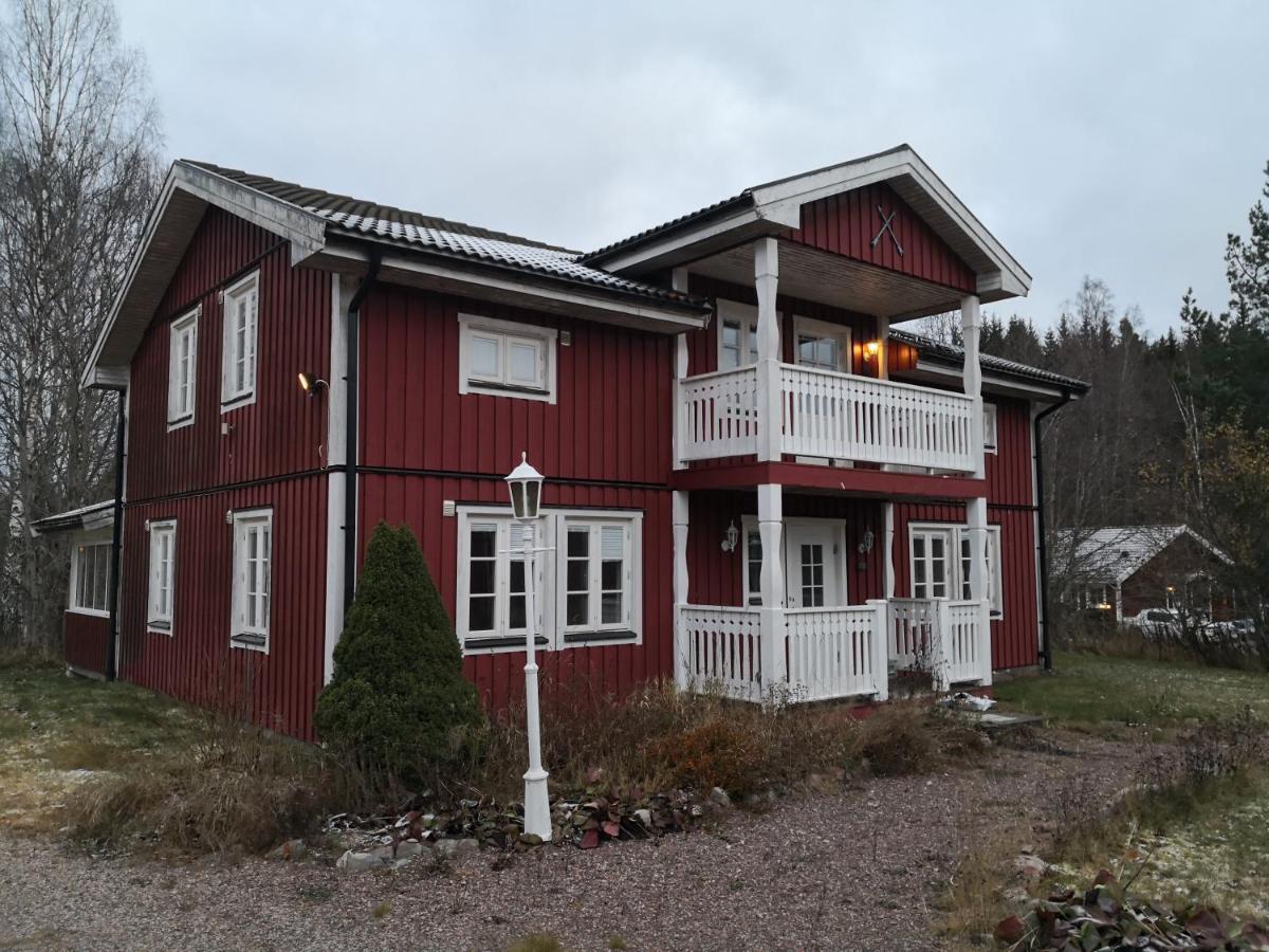 Romme stugby Hotel Borlänge Eksteriør billede