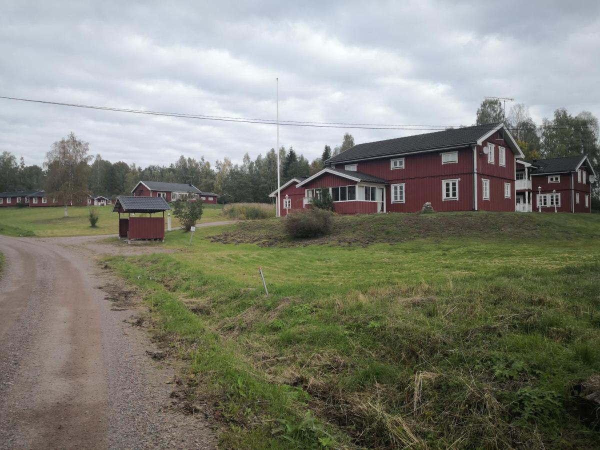 Romme stugby Hotel Borlänge Eksteriør billede