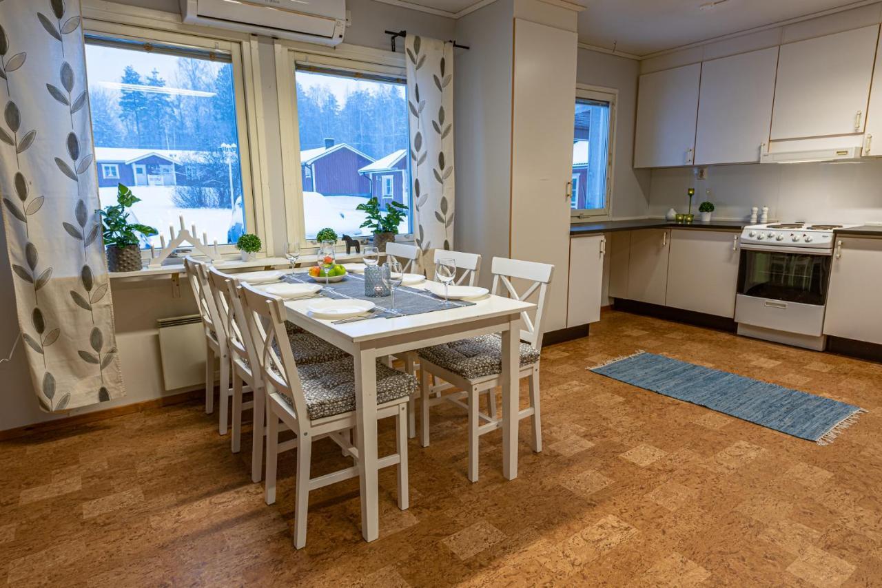 Romme stugby Hotel Borlänge Eksteriør billede